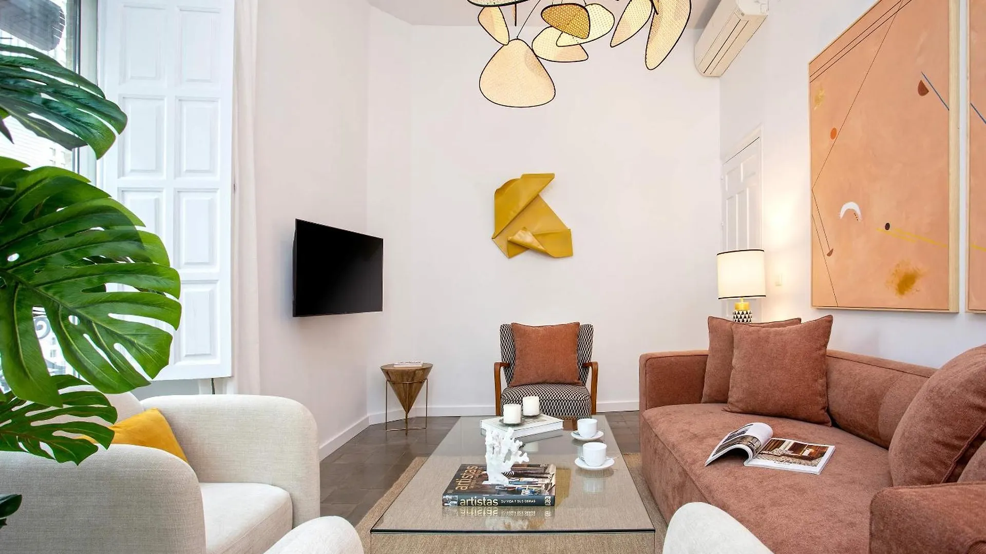 Genteel Home Almansa II Seville 0*,  Spain